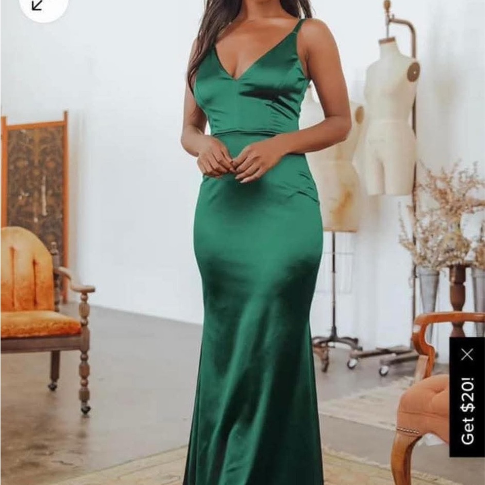 Lulu's Green Sleeveless V-Neck Melora Gown